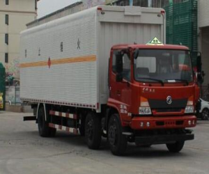東風(fēng)牌易燃液體廂式運(yùn)輸車