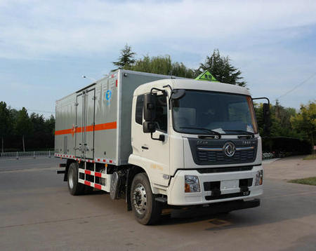 東風天錦汽車10噸炸藥運輸車
