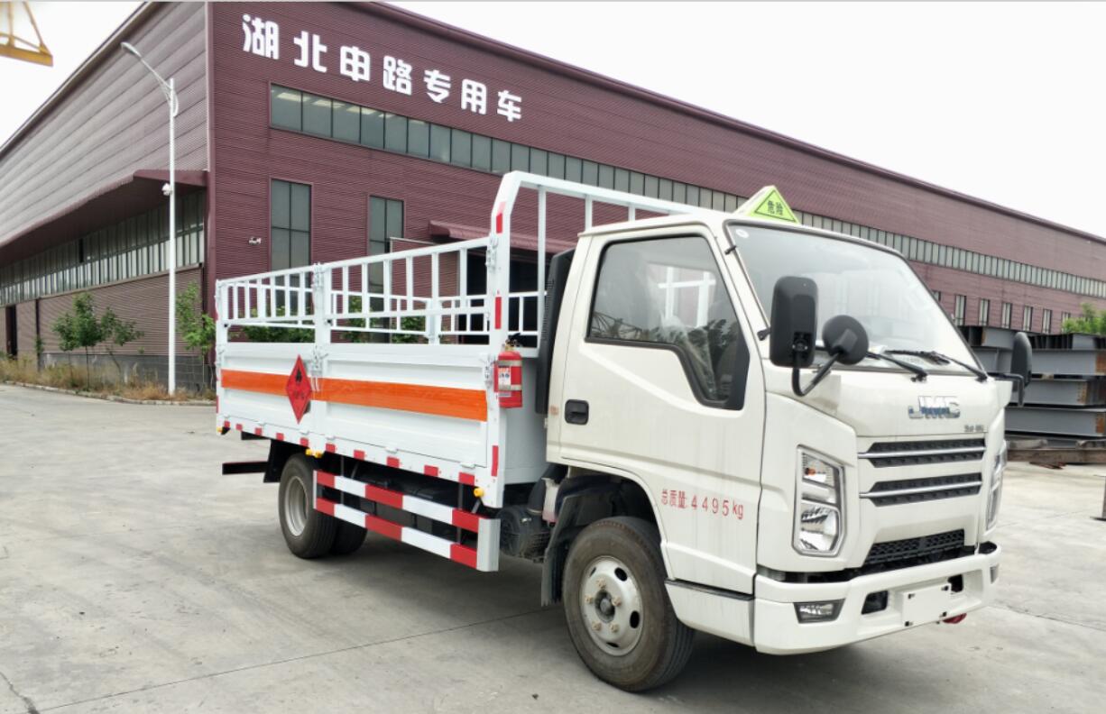 江鈴牌4.2米氣瓶運(yùn)輸車